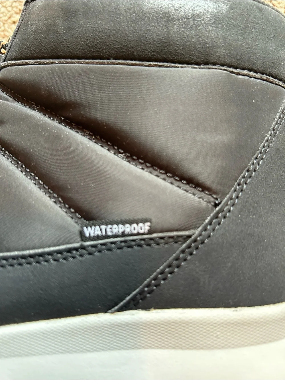 Magellan Outdoors stylish black